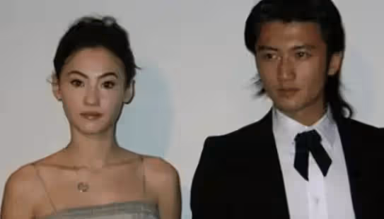 張柏芝給3兒改姓謝?謝賢公開挑明張柏芝騙婚,謝霆鋒:你爺孫戀我都沒說什麼