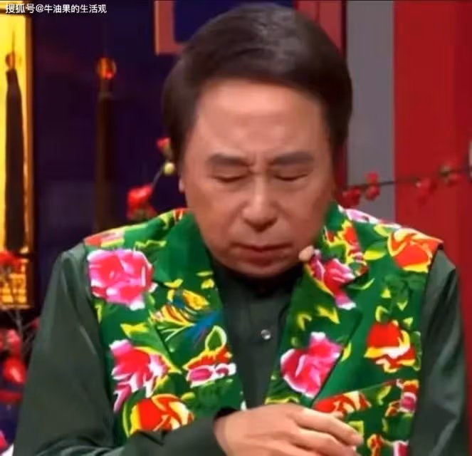 67歲馮鞏在遼衛春晚喝光一瓶醋太心酸，再現經典台詞，誰的DNA動了