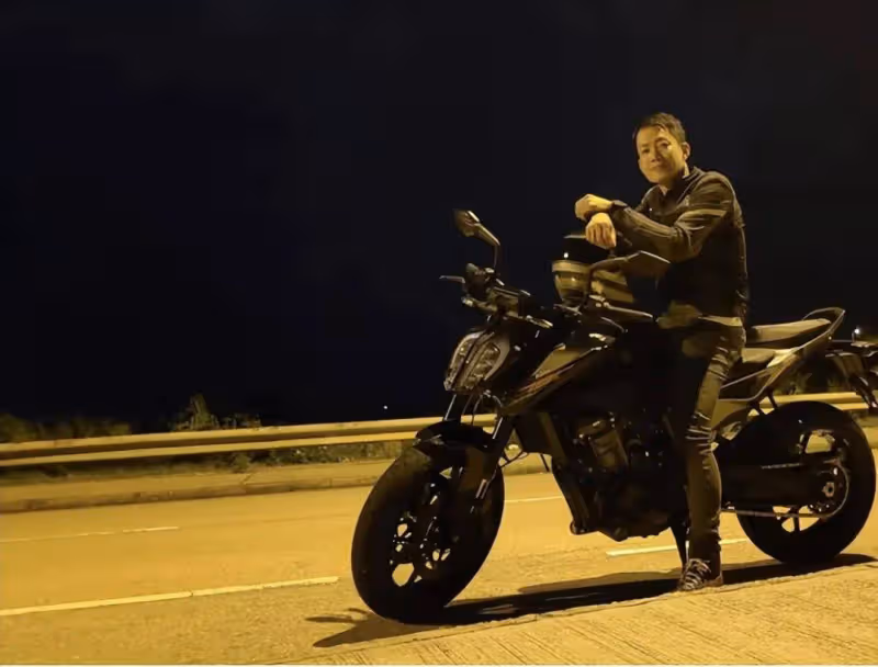 TVB男星敖嘉年近況曝光!曾因離婚陷低谷,如今吃素後自曝運氣變好