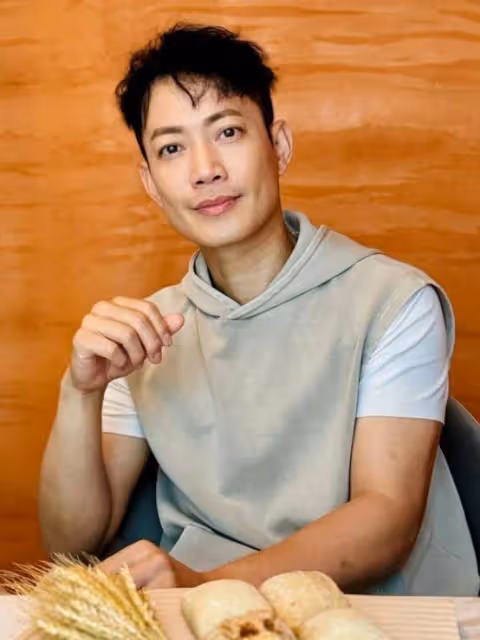 TVB男星近況曝光!曾因離婚陷低谷,如今吃素後自曝運氣變好