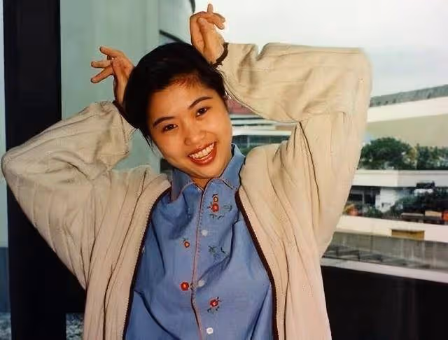香港知名女星突然宣告復出，前男友患肺癌離世，至今未婚享受單身
