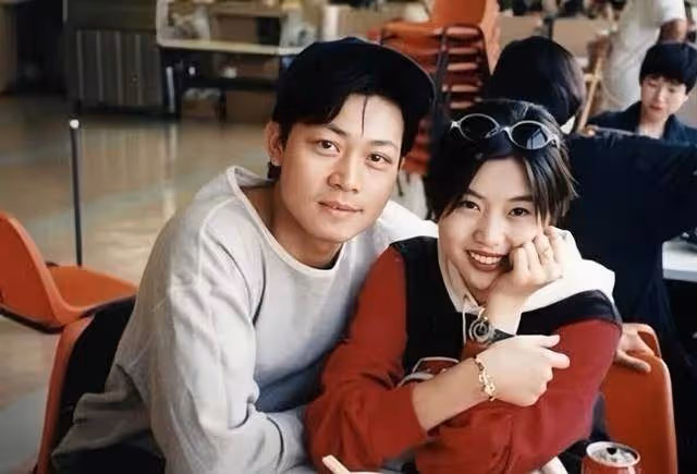 香港知名女星突然宣告復出,前男友患肺癌離世,至今未婚享受單身