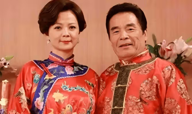 現實版「韋小寶」雷洪:和6個老婆共處一室,每人每月7萬零花錢,71歲又娶小20歲妻子!