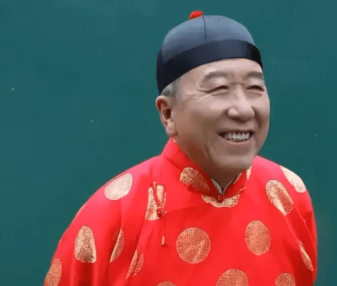 國家一級演員雷恪生:髮妻早逝後50歲再娶老師,53歲上春晚爆火,88歲還沒抱孫