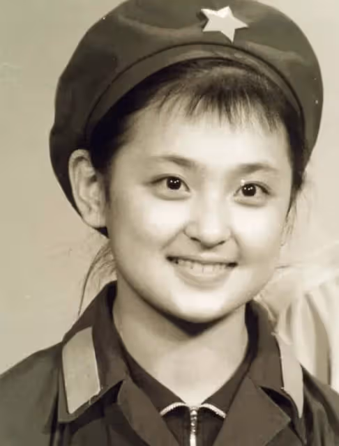 演員王璐瑤:年輕時貌美如花,閃婚富翁當後媽,如今發福成大媽