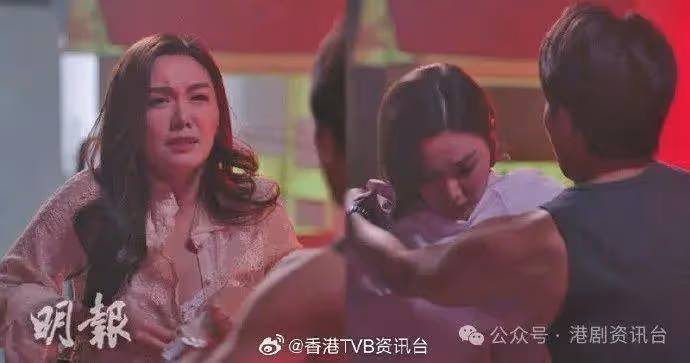 富貴千團|黃庭鋒爆肌裝束搶鏡 湯洛雯施展喱士誘惑被阻