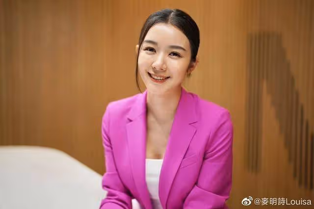 TVB前港姐冠軍預產期無意間曝光,老公為迎接新生兒對外招女傭