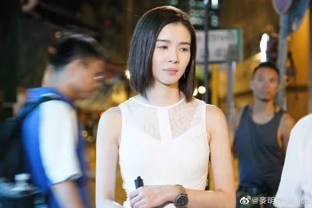 TVB前港姐冠軍預產期無意間曝光,老公為迎接新生兒對外招女傭