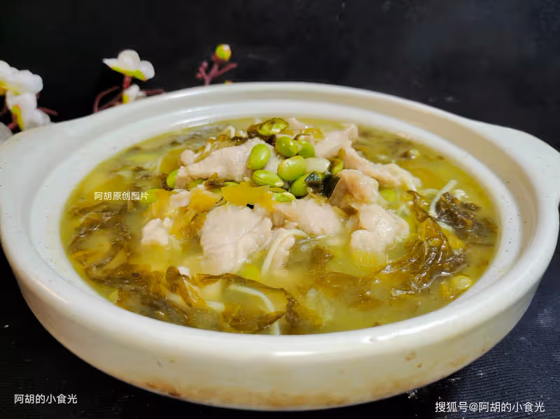 過年後太喜歡這道一鍋出,熱氣騰騰,肉滑菜香不油膩,上桌比大魚大肉還搶手