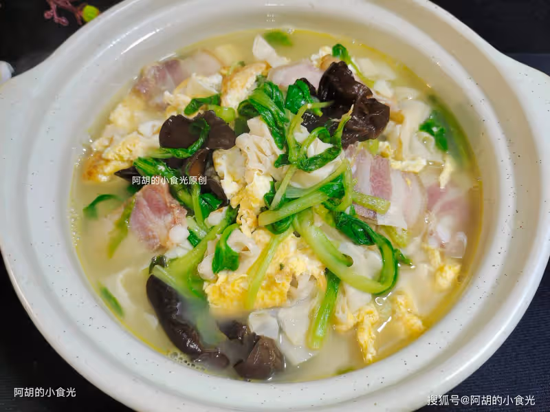 過年後這菜可以敞開吃，比大魚大肉好！食材豐富、鮮爽不油膩，上桌就被吃個精光