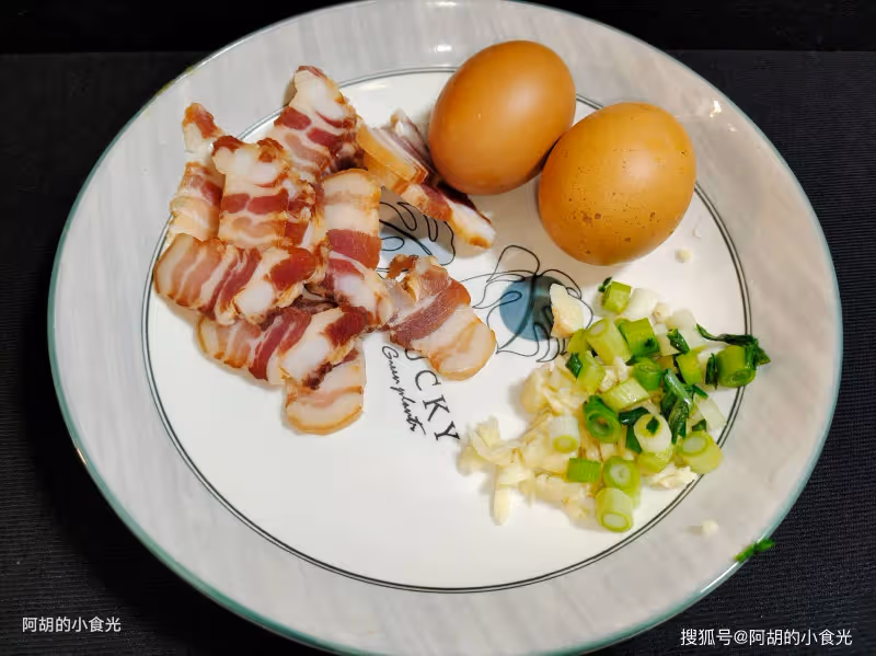過年後這菜可以敞開吃，比大魚大肉好！食材豐富、鮮爽不油膩，上桌就被吃個精光