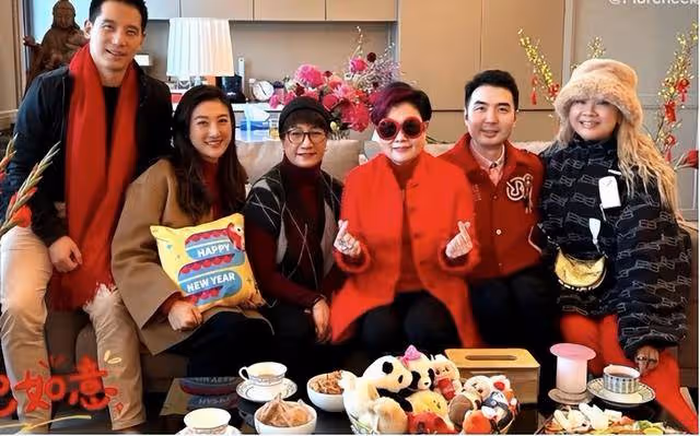 鄭欣宜「消失」兩年後現身聚會!紅潤面色狀態回春,今年全面復出