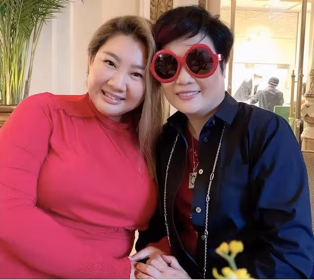 鄭欣宜「消失」兩年後現身聚會!紅潤面色狀態回春,今年全面復出