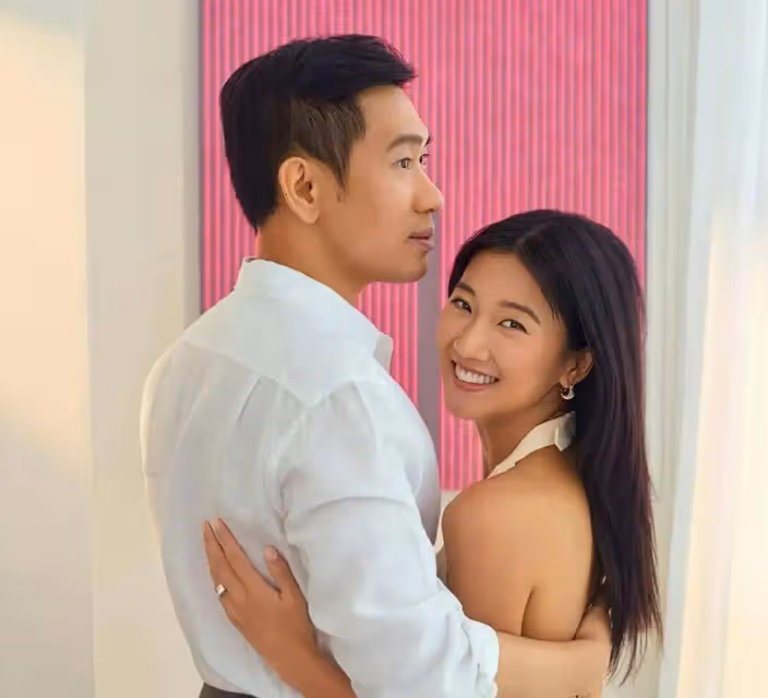 恭喜!星二代鄭丹瑞女兒舉行過大禮儀式,未婚夫被稱為「大鼻版黎明」