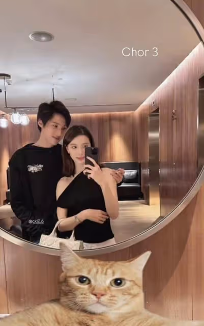 恭喜!TVB前女神級藝人疑公開戀情,二人親密對鏡自拍引關注