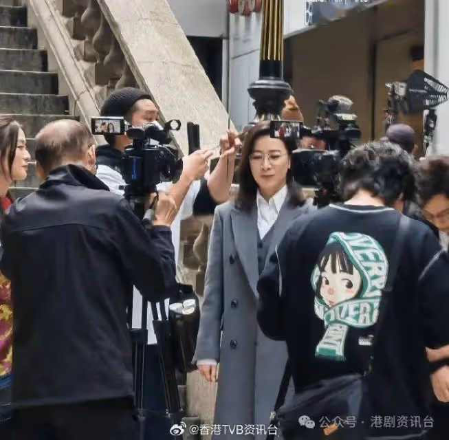 TVB當紅小生親回緋聞當看戲!心頭高想找找佘詩曼談情