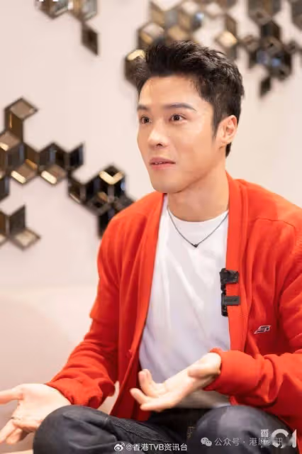 丁子朗外國大唔識新年習俗 但年初一肯定要對父母做呢樣嘢