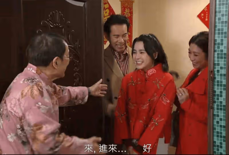18歲TVB小花驚喜現身《愛回家》,演周家洛表妹!網友大讚可愛甜美