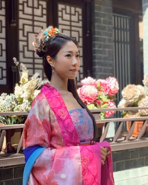 TVB性感港姐演拜金小三,床戲大曬火辣身材!美國留學回流立志加入TVB!