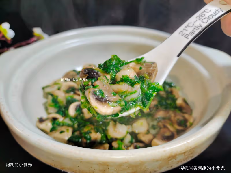 春天必吃的神仙菜,竟還是春季第一鮮!三種食材炒一盤,一盤鮮到底、特清爽,每一口都是滿足