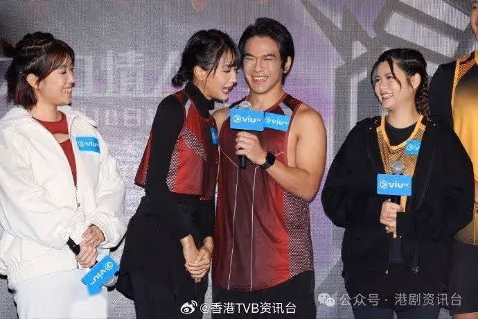 龐景峰與女友劉溫馨拍節目!盼2年內拉埋天窗