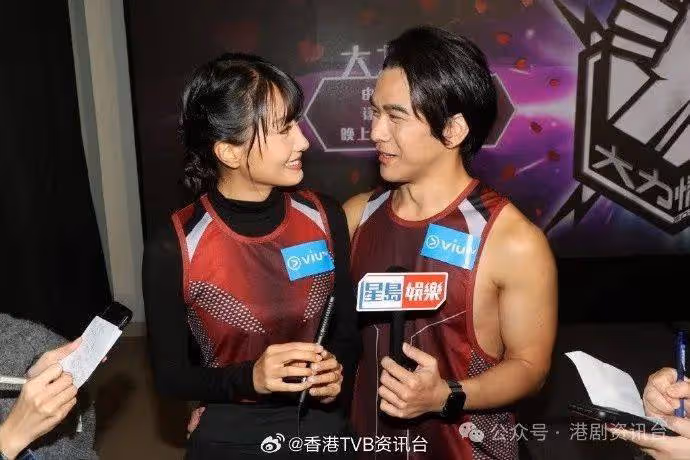 龐景峰與女友劉溫馨拍節目!盼2年內拉埋天窗