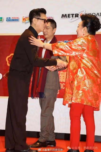 張家輝現身撐場原來關馬浚偉事?家燕姐聞俞明離世:難過又不捨