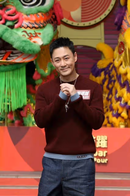TVB前當家小生近況曝光!陪妻子回江蘇老家過年,自曝繼續追二胎