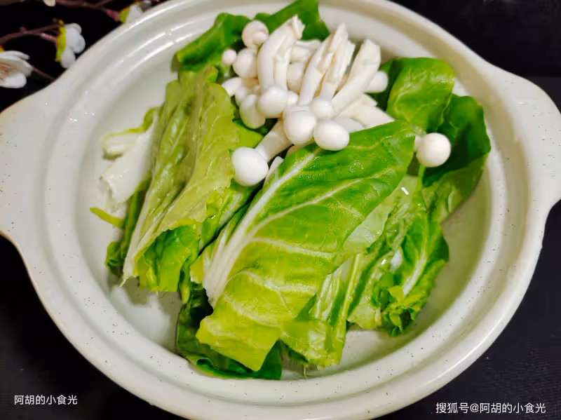 入春後，雞湯魚湯不如這碗湯！每天都能煮一碗，鮮爽不膩、暖暖的太舒服，簡單好做又省事