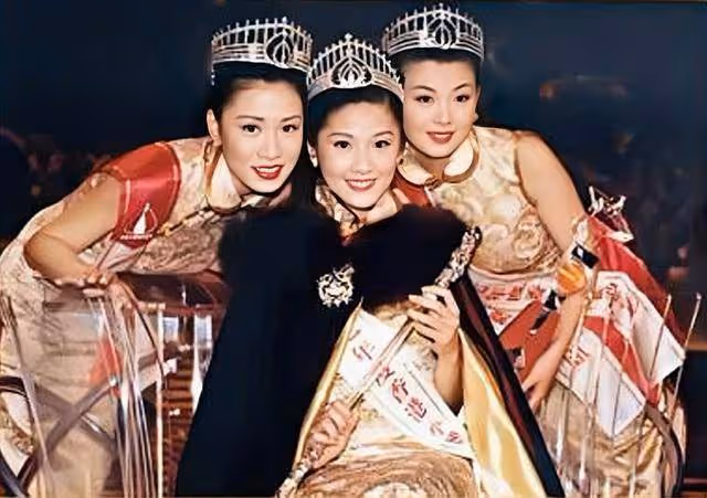 香港知名富商曬患肺炎病照，雙頰凹陷一周瘦10多斤，遭質疑蹭熱度