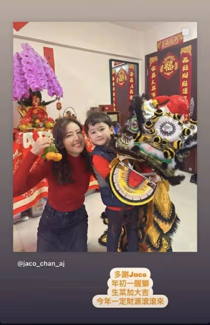 TVB視後新年忙不停！形單影隻參加各種聚會，與舊拍檔合體曬友誼