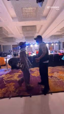 孫儷結婚15年慶水晶婚! 同天「鄧超46歲生日」…夫妻熱舞片閃瞎