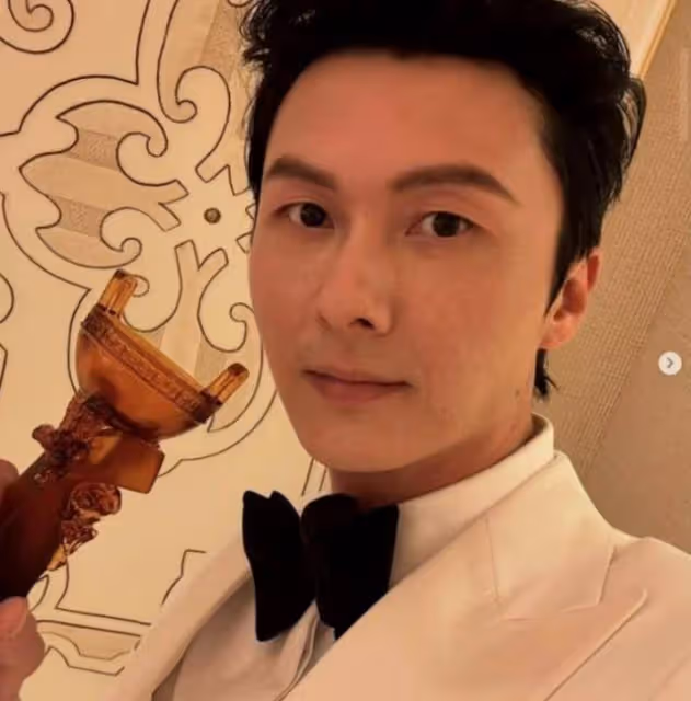 雙頰凹陷!41歲視帝曬近照被指是蛇精臉,近年沉迷健身越練越大隻