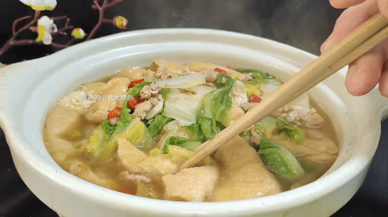 適合天冷吃的燉菜,簡單好做一鍋出,熱氣騰騰、口口軟嫩爆汁,上桌全家老少都愛吃