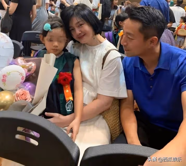 大S去世後,對於汪小菲來說,還有一件事或比接孩子回內地更緊迫