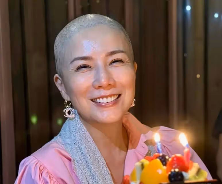 前港姐吳文忻癌症復發,勇敢抗癌,將最後一次赴泰進行治療