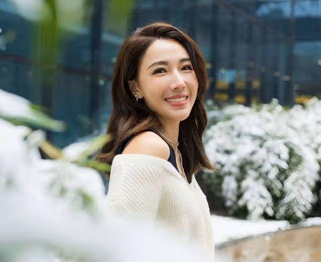 突發!TVB知名女星毫無預警宣布與未婚夫分手,結束長達八年情