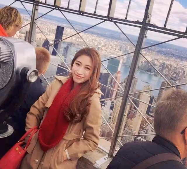 好事近？TVB上位小生與女友合照罕曝光，拍拖年半女方被指離過婚