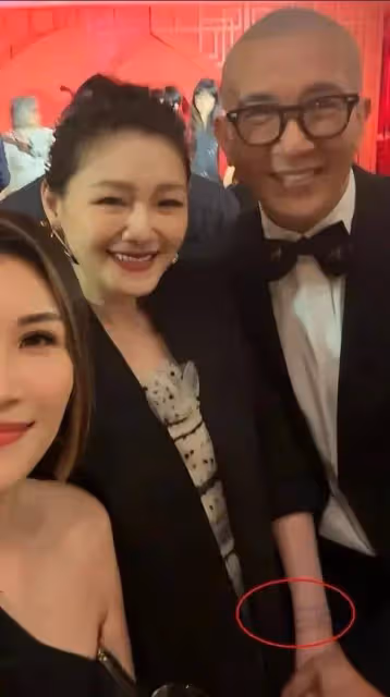大S生前未P圖照流出,和歸寧宴判若兩人,腫脹腹部,眼睛睜不開
