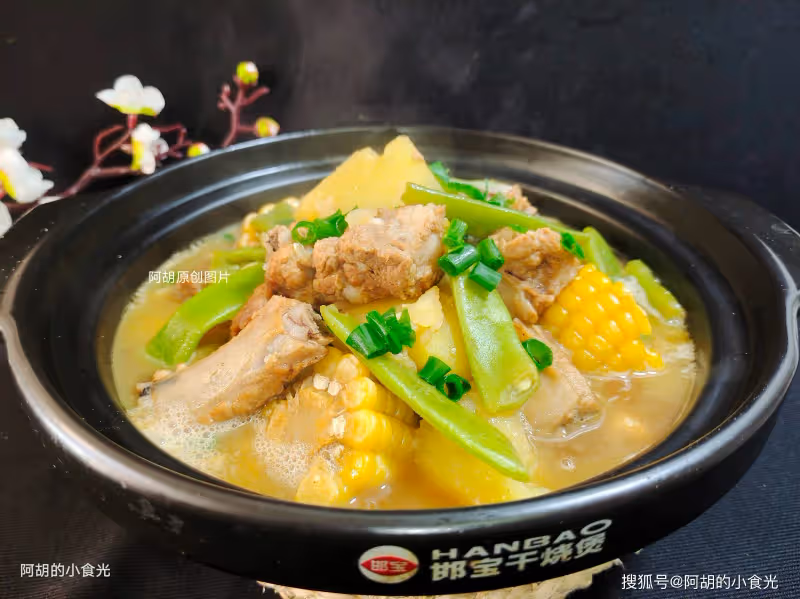 天冷最喜歡做的一鍋出,有葷有素熱乎乎!肉嫩菜香、滿口鮮香好味道,湯汁拌飯又能多吃兩碗