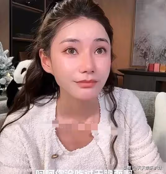 馬筱梅現身小井直播間，給小井嚇結巴，獲官方老總力挺
