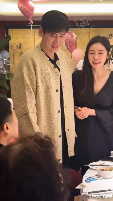 秋瓷炫生日會透露會生二胎，哽咽感謝公婆，和老公結婚14年仍恩愛