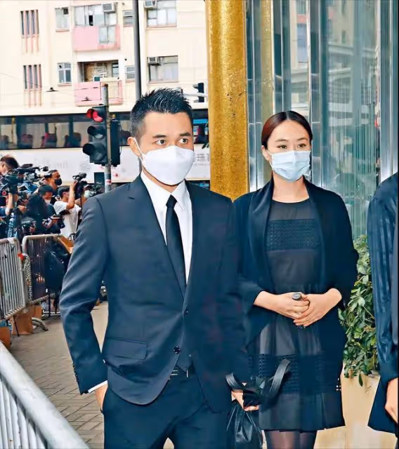TVB小花絕地反擊！甩肉成功美出新高度，性感露背裝驚艷全場