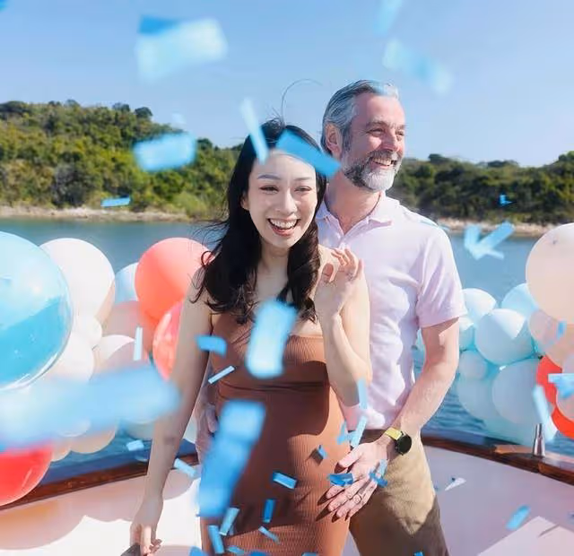 恭喜!香港知名富家千金宣布再度懷孕,舉辦遊艇派對肥肚不肥人