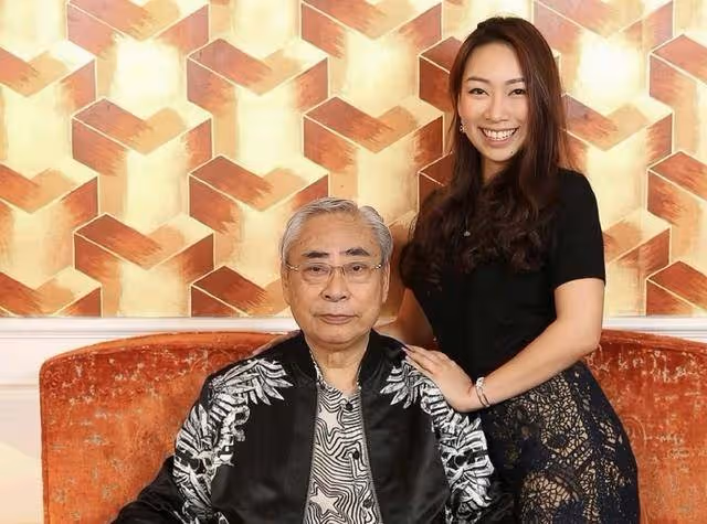 恭喜!香港知名富家千金宣布再度懷孕,舉辦遊艇派對肥肚不肥人