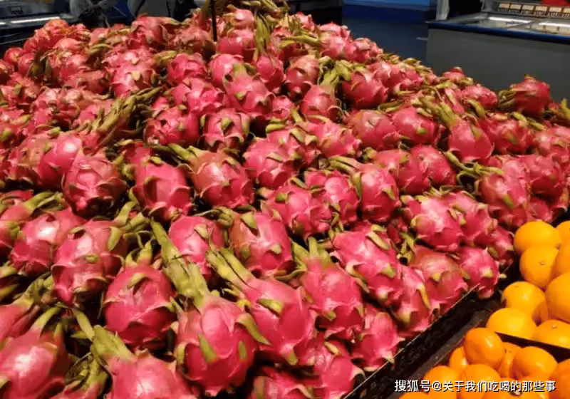 買火龍果,挑選「長的」還是「圓的」?區別很大,弄懂再買不吃虧