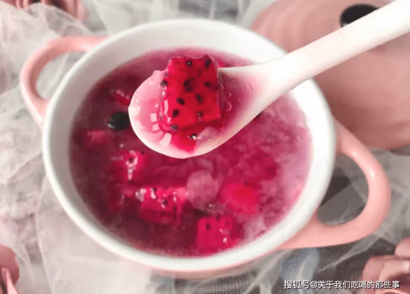 買火龍果，挑選「長的」還是「圓的」？區別很大，弄懂再買不吃虧
