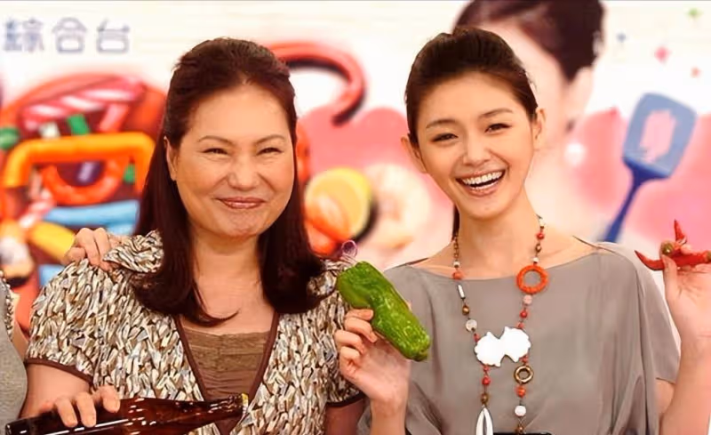 汪小菲獲得兒女撫養權!S媽深夜崩潰想念大S,哭喊11字惹人淚奔