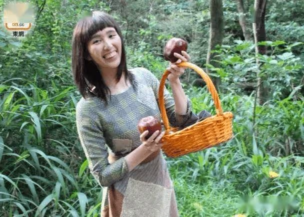 TVB前女星突然宣布結婚!曾與大51歲富商譜「爺孫戀」,後又當了乾女兒!