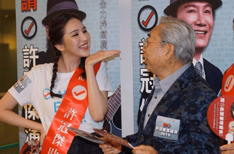 TVB前女星突然宣布結婚！曾與大51歲富商譜「爺孫戀」，後又當了乾女兒！